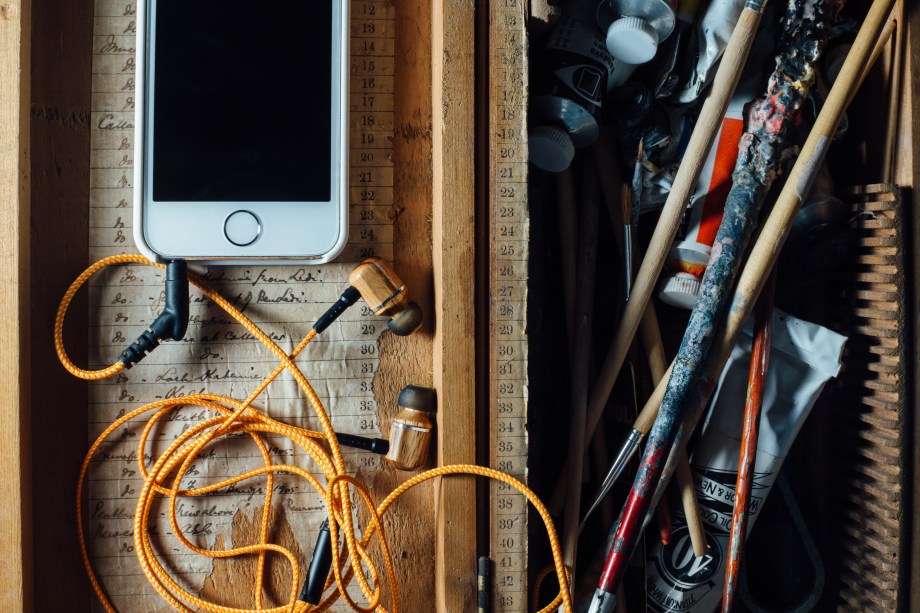 DeathtoStock_ModernWorkshop-08